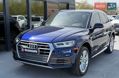 Внедорожник / Кроссовер Audi Q5 2018 в 
