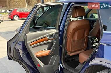 Внедорожник / Кроссовер Audi Q5 2018 в 