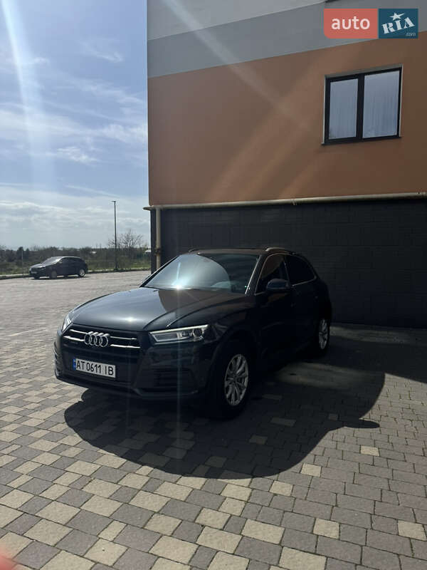 Внедорожник / Кроссовер Audi Q5 2019 в Ивано-Франковске