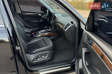 Позашляховик / Кросовер Audi Q5 2015 в 