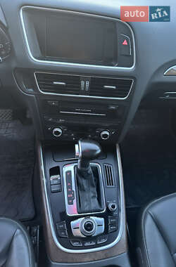 Внедорожник / Кроссовер Audi Q5 2015 в 