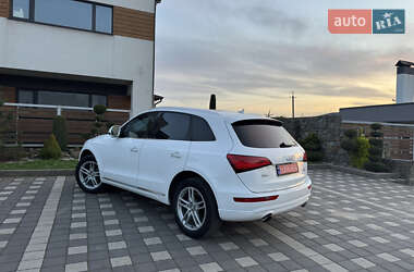 Позашляховик / Кросовер Audi Q5 2017 в 