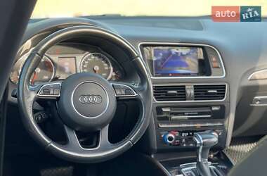Внедорожник / Кроссовер Audi Q5 2015 в 