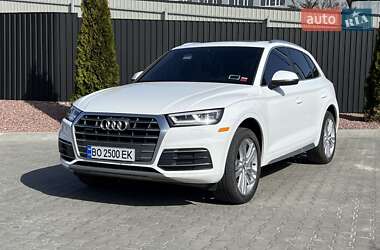 Внедорожник / Кроссовер Audi Q5 2017 в 