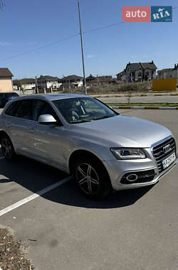 Внедорожник / Кроссовер Audi Q5 2016 в 