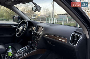 Позашляховик / Кросовер Audi Q5 2010 в 