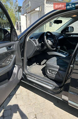 Внедорожник / Кроссовер Audi Q5 2012 в 