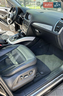 Внедорожник / Кроссовер Audi Q5 2012 в 