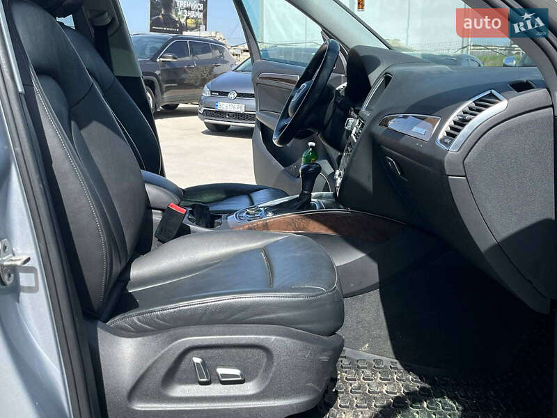 Позашляховик / Кросовер Audi Q5 2015 в Львові