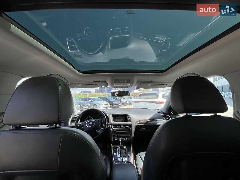 Позашляховик / Кросовер Audi Q5 2015 в Львові