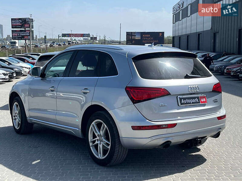 Позашляховик / Кросовер Audi Q5 2015 в Львові