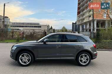 Внедорожник / Кроссовер Audi Q5 2016 в 