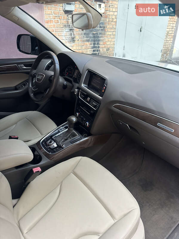 Внедорожник / Кроссовер Audi Q5 2016 в Киеве