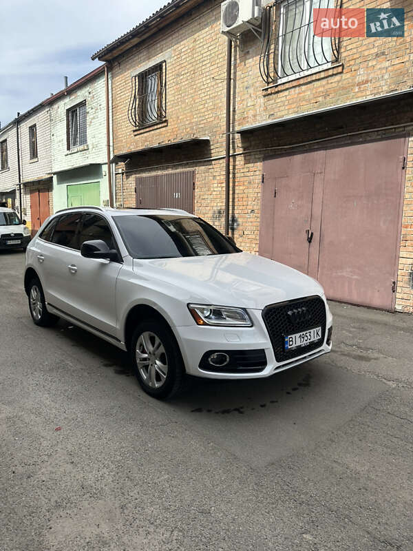 Внедорожник / Кроссовер Audi Q5 2016 в Киеве