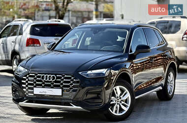 Внедорожник / Кроссовер Audi Q5 2022 в 