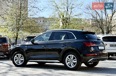 Внедорожник / Кроссовер Audi Q5 2022 в 