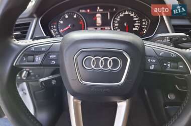 Внедорожник / Кроссовер Audi Q5 2018 в 