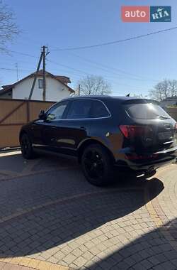 Внедорожник / Кроссовер Audi Q5 2011 в 
