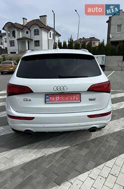 Внедорожник / Кроссовер Audi Q5 2015 в 