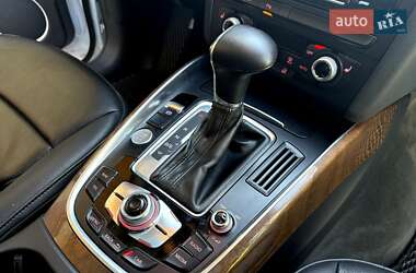 Позашляховик / Кросовер Audi Q5 2016 в 