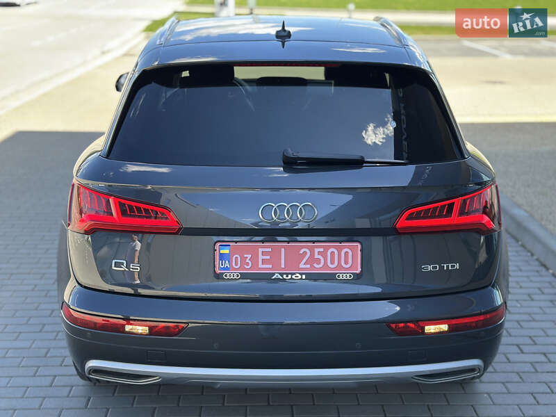 Внедорожник / Кроссовер Audi Q5 2020 в Львове