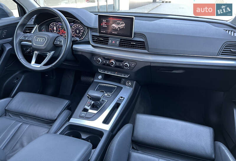 Внедорожник / Кроссовер Audi Q5 2020 в Львове