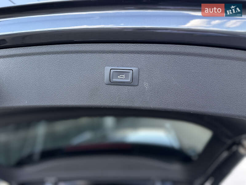 Внедорожник / Кроссовер Audi Q5 2020 в Львове