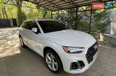 Внедорожник / Кроссовер Audi Q5 2023 в 