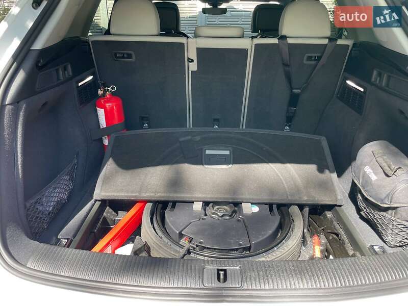 Внедорожник / Кроссовер Audi Q5 2023 в Харькове