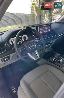 Внедорожник / Кроссовер Audi Q5 2023 в 