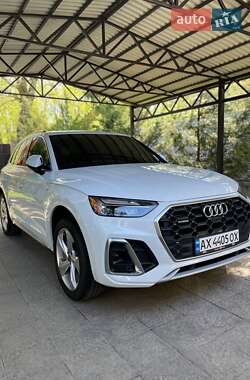 Внедорожник / Кроссовер Audi Q5 2023 в 