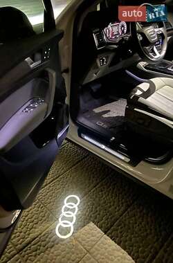 Внедорожник / Кроссовер Audi Q5 2023 в 