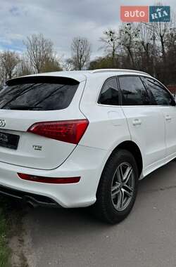 Внедорожник / Кроссовер Audi Q5 2010 в 