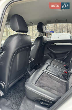 Внедорожник / Кроссовер Audi Q5 2010 в 