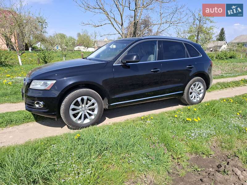 Внедорожник / Кроссовер Audi Q5 2014 в Самборе