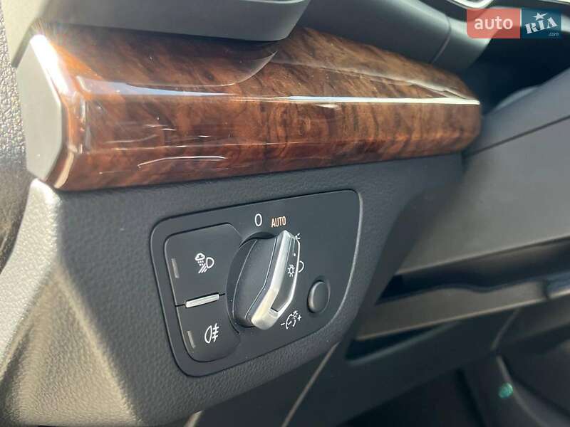 Внедорожник / Кроссовер Audi Q5 2017 в Львове