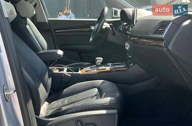 Внедорожник / Кроссовер Audi Q5 2017 в 
