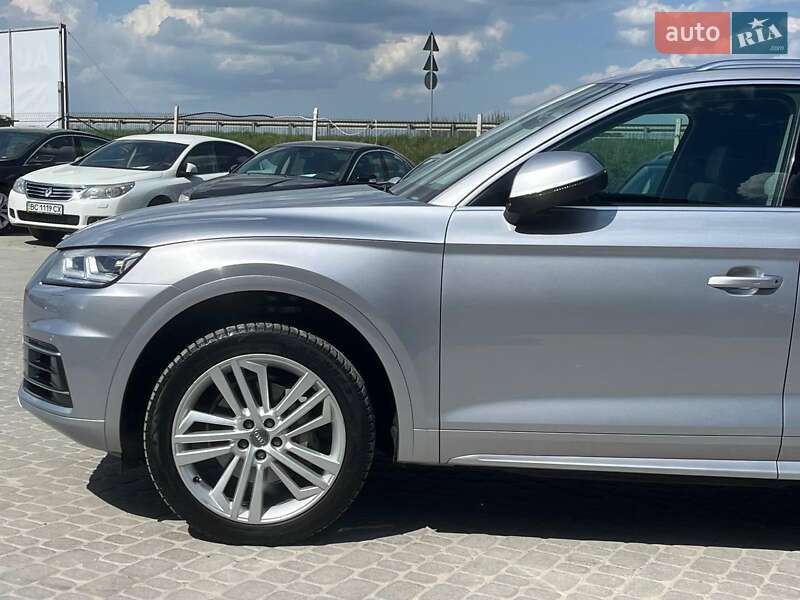 Внедорожник / Кроссовер Audi Q5 2017 в Львове