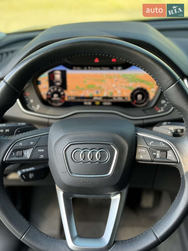 Внедорожник / Кроссовер Audi Q5 2018 в Каменском