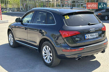 Внедорожник / Кроссовер Audi Q5 2013 в 