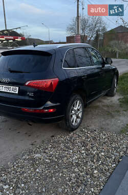 Внедорожник / Кроссовер Audi Q5 2010 в 