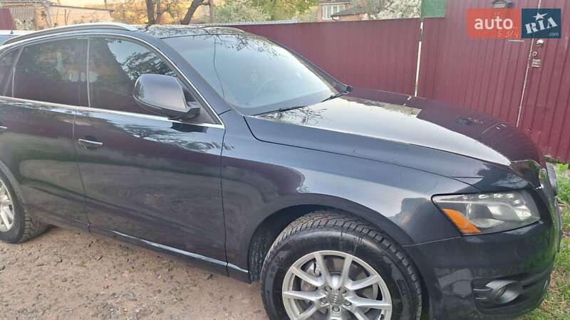 Внедорожник / Кроссовер Audi Q5 2012 в 