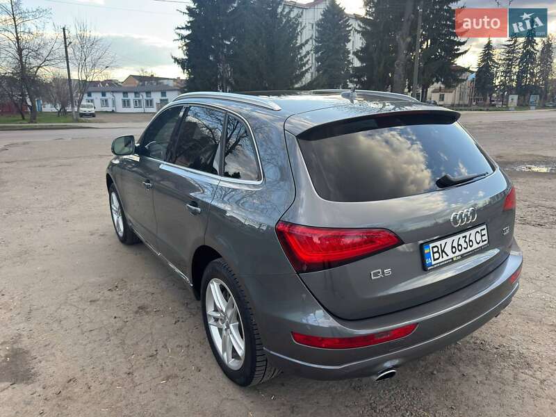 Внедорожник / Кроссовер Audi Q5 2014 в Дубно