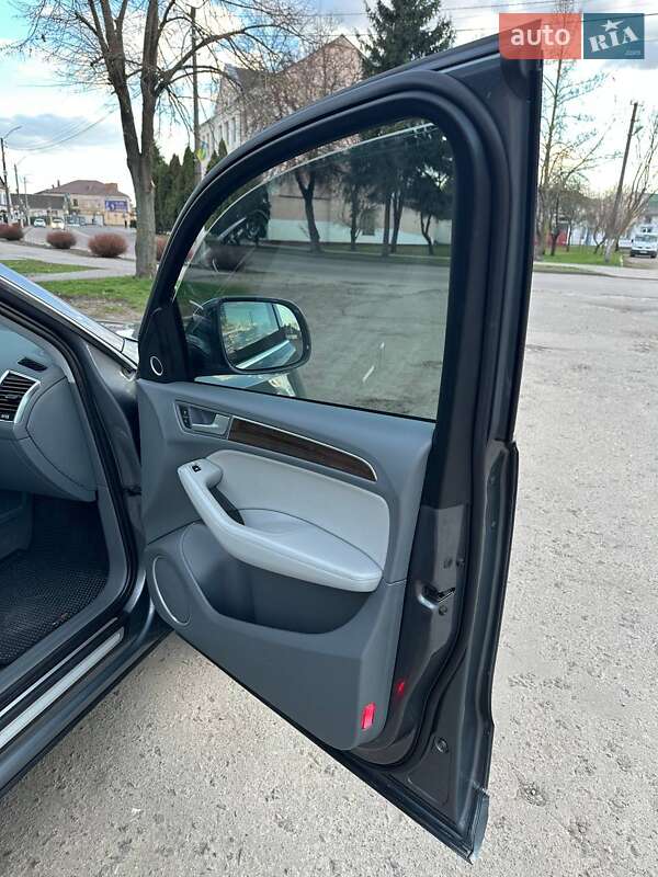 Внедорожник / Кроссовер Audi Q5 2014 в Дубно