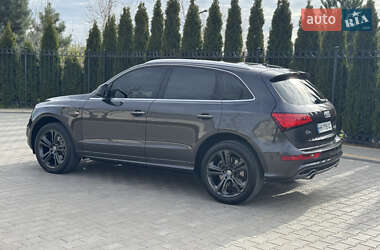 Внедорожник / Кроссовер Audi Q5 2015 в 