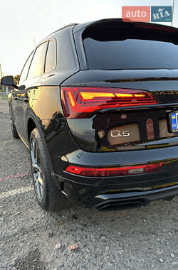 Внедорожник / Кроссовер Audi Q5 2020 в 
