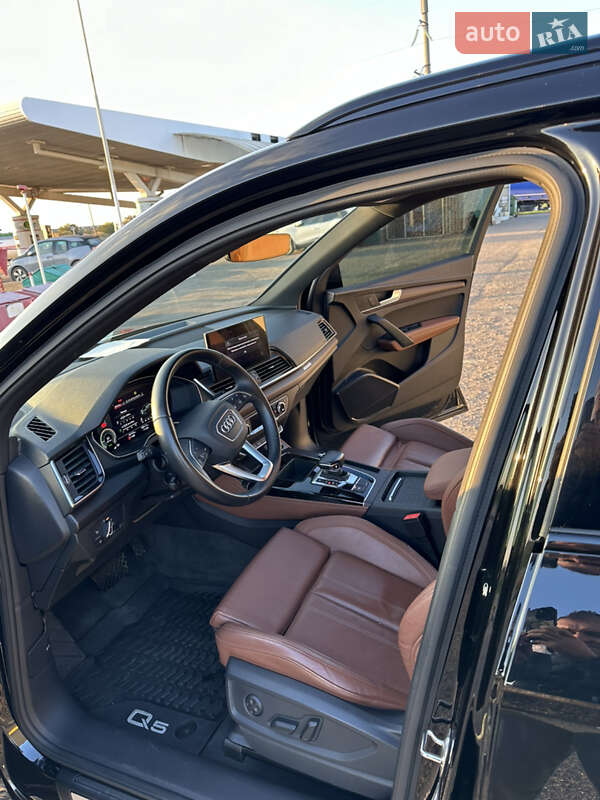 Внедорожник / Кроссовер Audi Q5 2020 в Одессе фото 11 Внедорожник / Кроссовер Audi Q5 2020 в Одессе