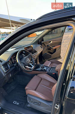Внедорожник / Кроссовер Audi Q5 2020 в 