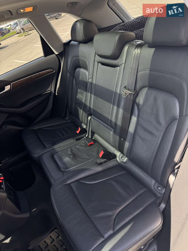 Внедорожник / Кроссовер Audi Q5 2013 в Львове