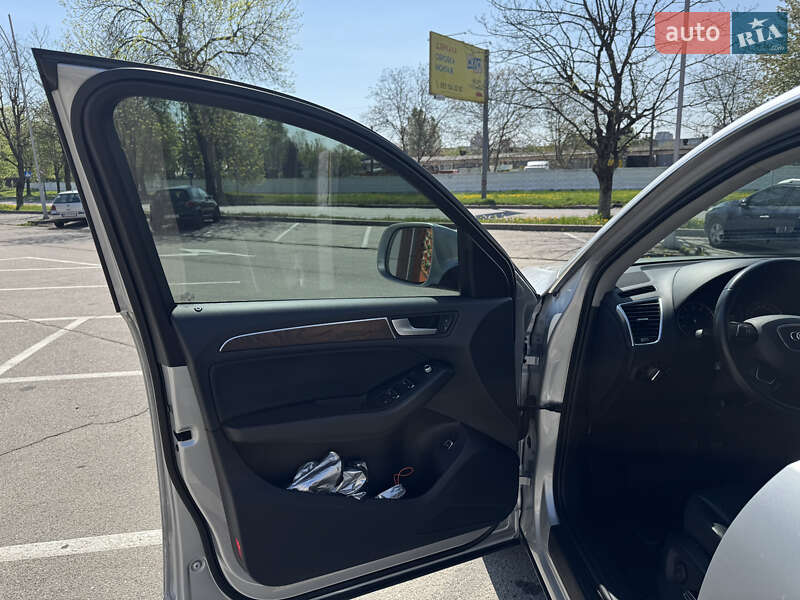 Внедорожник / Кроссовер Audi Q5 2013 в Львове